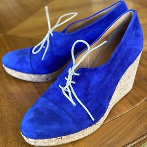 Coclico eye catching blue nubuck shoes